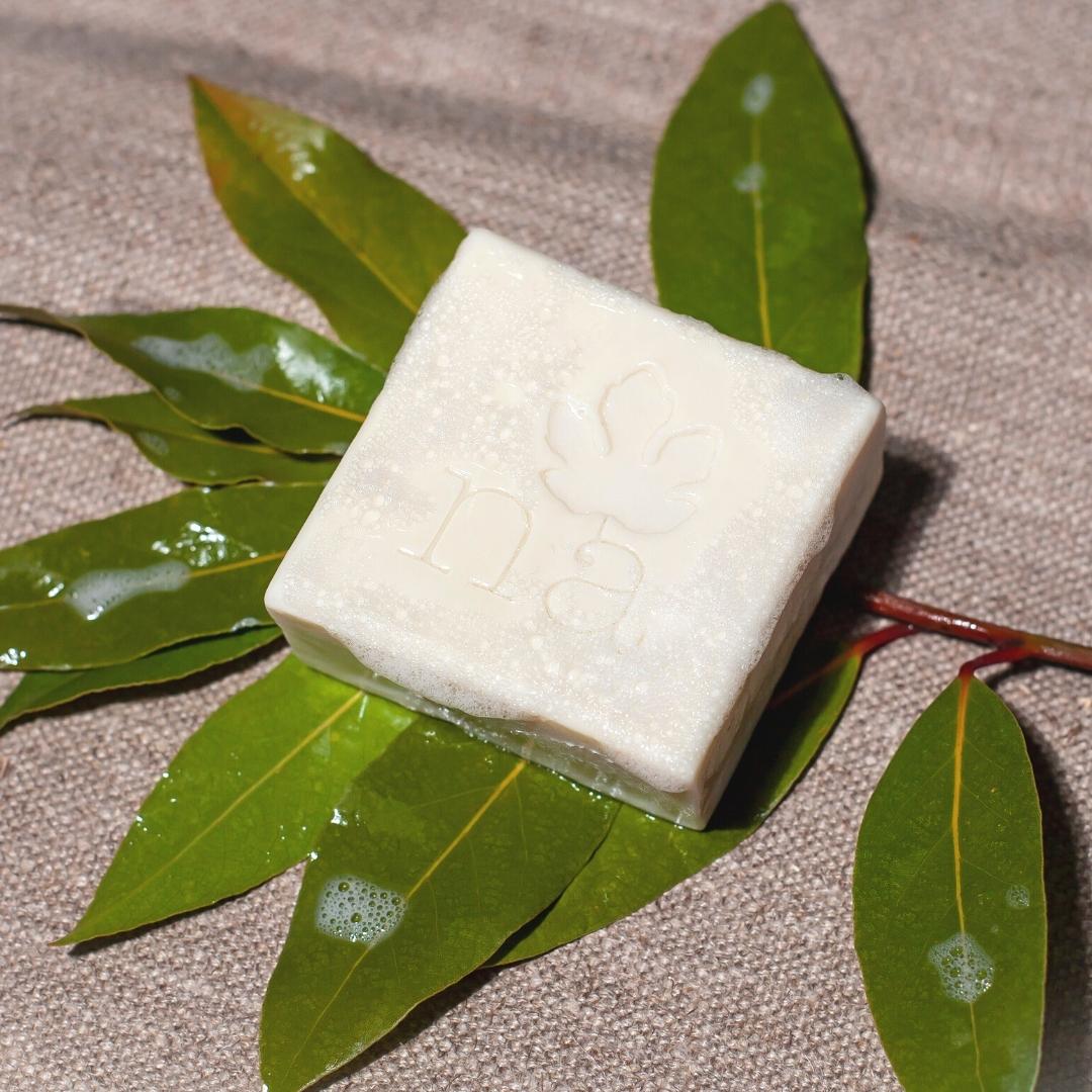 Jabón natural de ricino y laurel | Armonía herbal